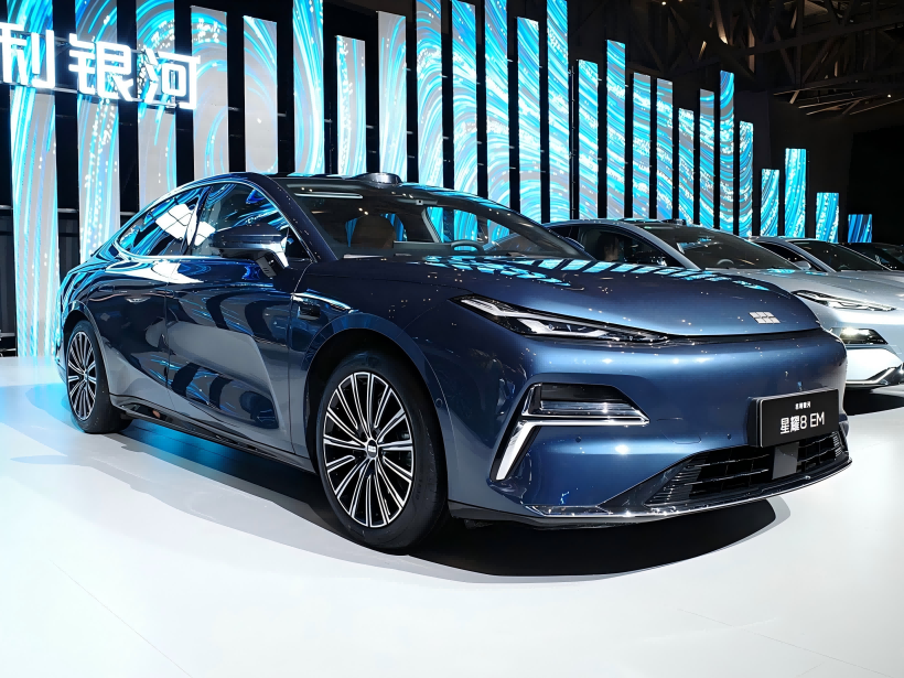 Geely Galaxy Xingyao 8 EM, EM-P гибриді бар Үлкен Фев, іске қосылады